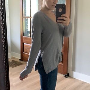 🆕 VICI side zip sweater